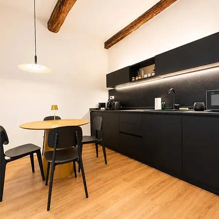 Design, Aria Condizionata ,cuore Del Centro Storico Apartment *